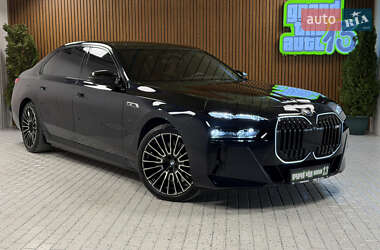 Цены BMW i7 Электро