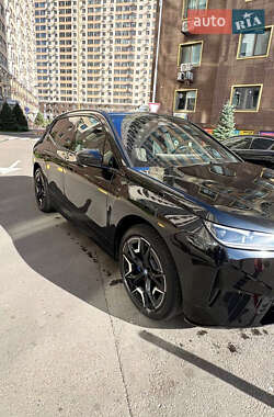 Цены BMW iX Электро