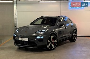 Ціни Porsche Macan Електро