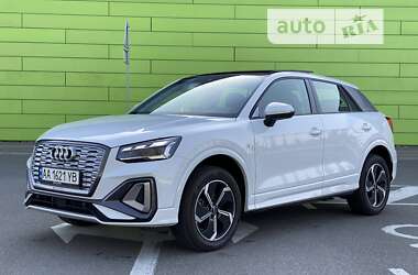 Ціни Audi Q2L e-tron Електро