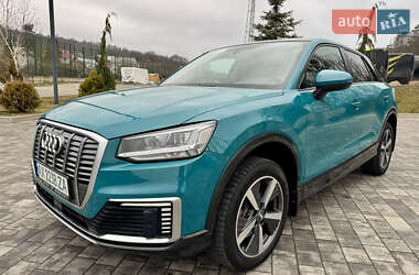 Ціни Audi Q2L e-tron Електро