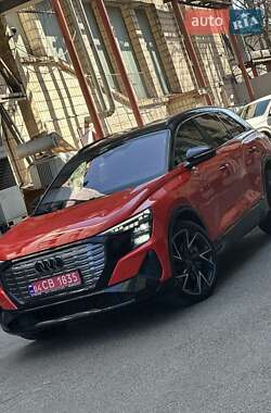 Цены Audi Q5 e-tron Электро