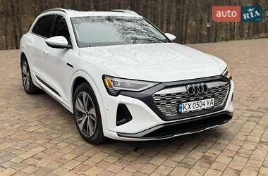 Ціни Audi Q8 e-tron Електро
