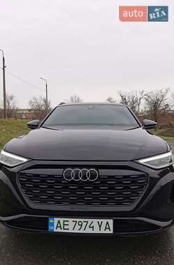 Цены Audi Q8 e-tron Электро