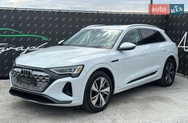 Ціни Audi Q8 e-tron Електро