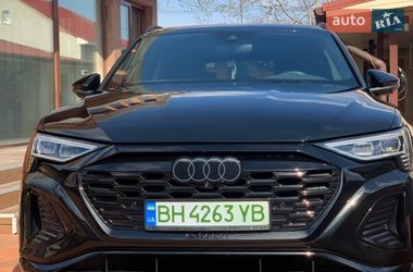 Ціни Audi Q8 Sportback e-tron Електро