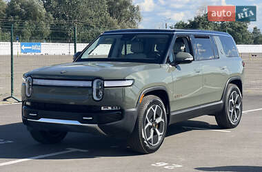 Цены Rivian R1S Электро