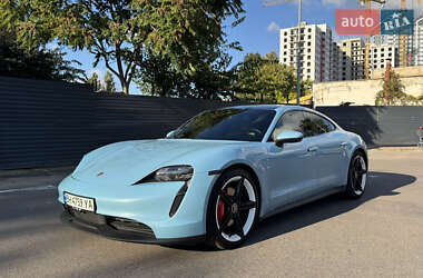 Ціни Porsche Taycan Електро