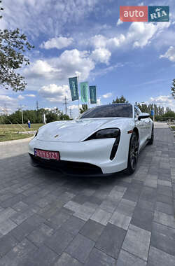 Ціни Porsche Taycan Електро