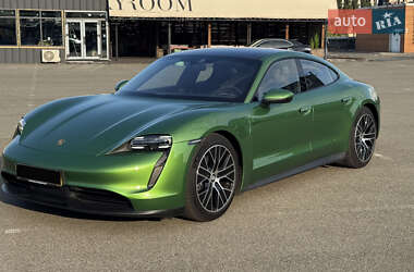 Цены Porsche Taycan Электро