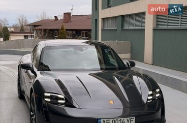 Цены Porsche Taycan Электро