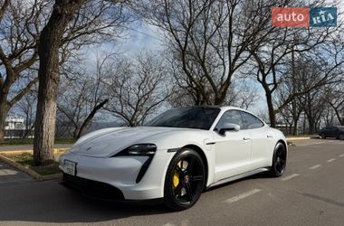 Цены Porsche Taycan Электро