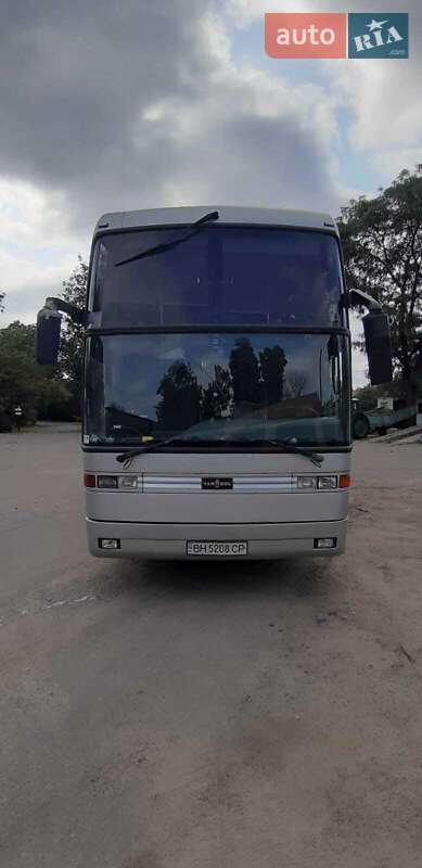 Туристический / Междугородний автобус EOS 180