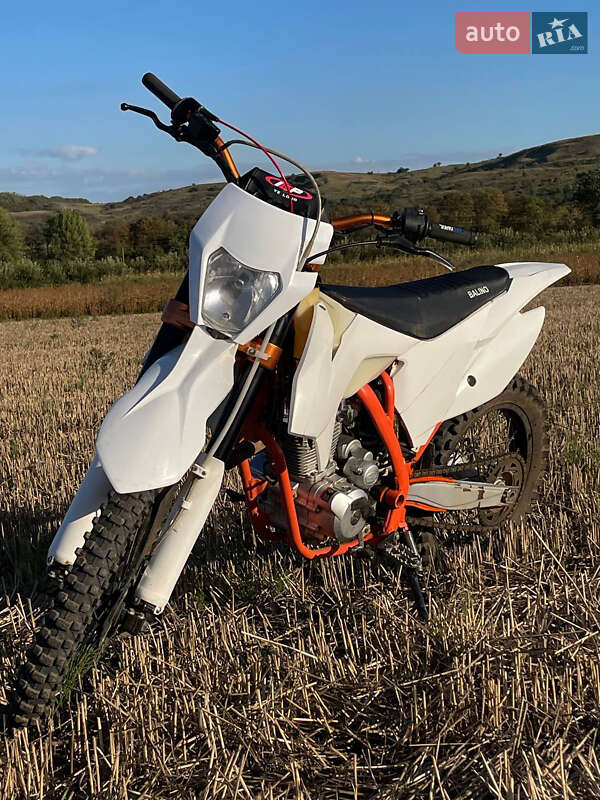 Мотоцикл Позашляховий (Enduro) Exdrive Balino