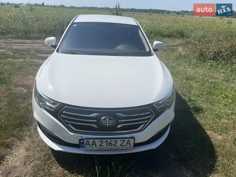 FAW B30