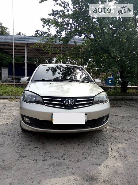 FAW V5 2013 года