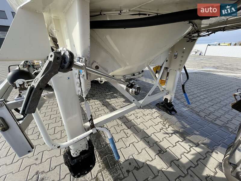 Цистерна полуприцеп Feldbinder EUT 2010 в Черновцах фото 14 Цистерна полуприцеп Feldbinder EUT 2010 в Черновцах