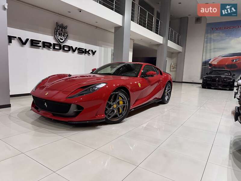 Ferrari 812 Superfast