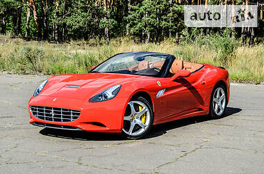 Ferrari California  2013