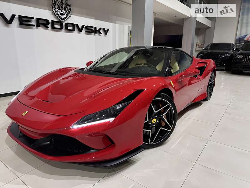 Ferrari F8