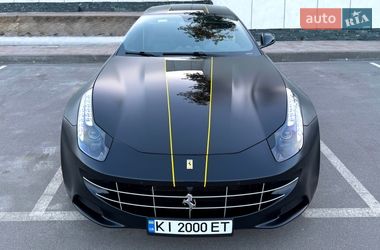 Ferrari FF V12  2013