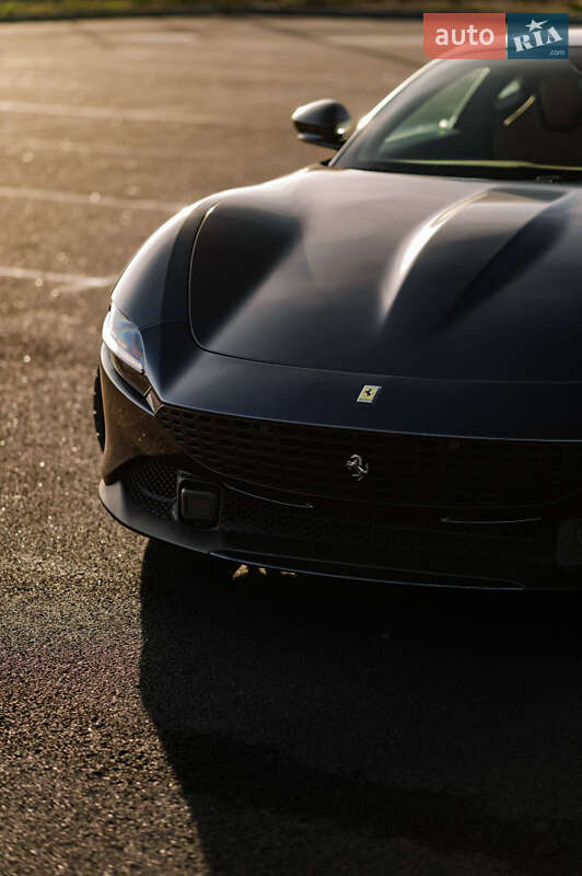 Купе Ferrari Roma 2020 в Ровно