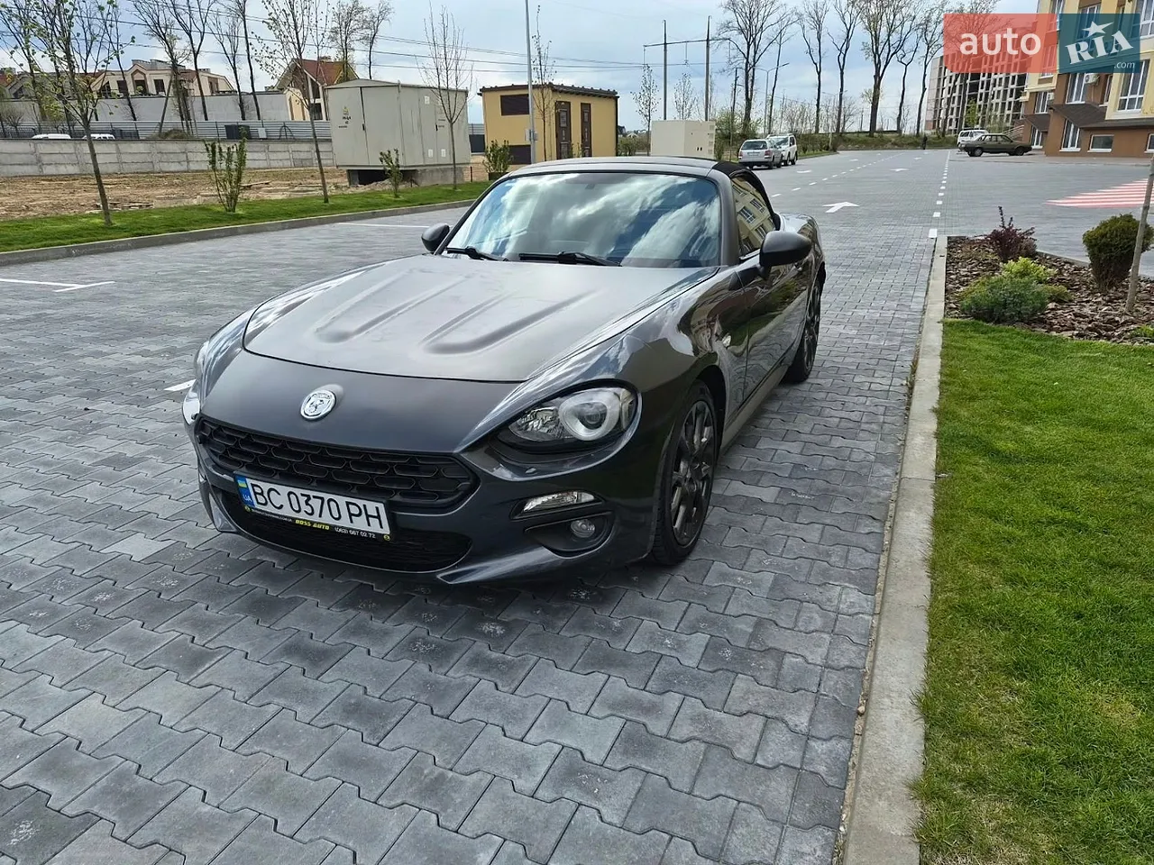2016 Fiat 124 Spider - фото 1