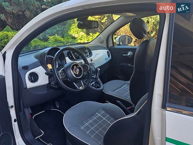 Хэтчбек Fiat 500 2017 в Львове