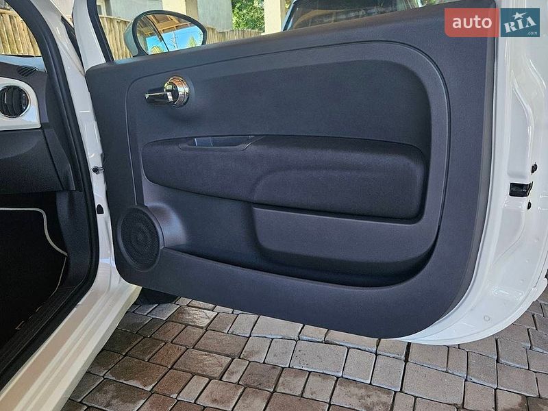 Хэтчбек Fiat 500 2017 в Львове