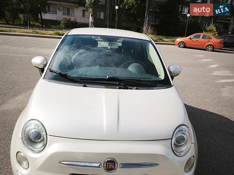Хэтчбек Fiat 500 2011 в Кривом Роге фото Хэтчбек Fiat 500 2011 в Кривом Роге