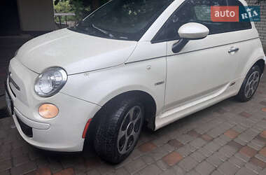 Fiat 500e  2013