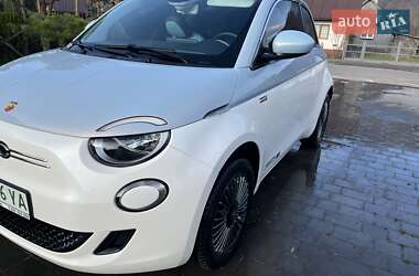 Fiat 500e  2021