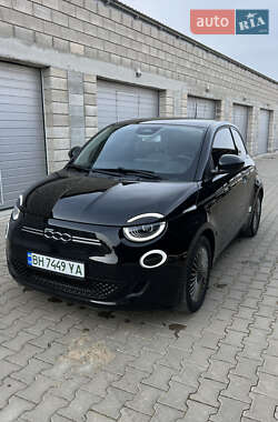 Fiat 500e  2021