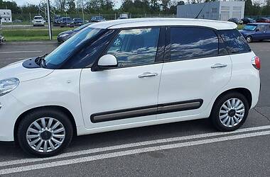 Fiat 500L oficial 2014