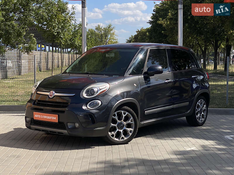 Хэтчбек Fiat 500L