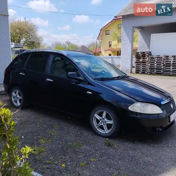 Fiat Croma 2005