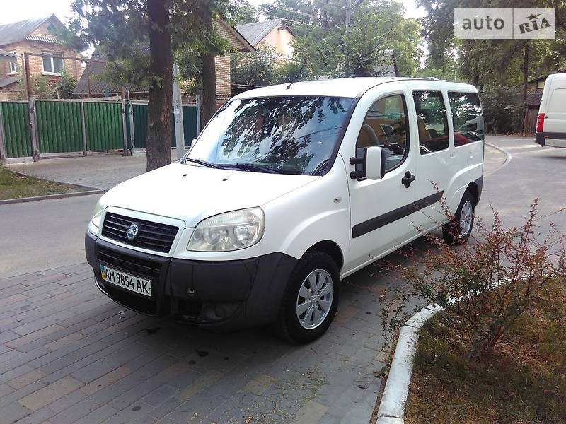 Fiat Doblo пасс. 2007 года