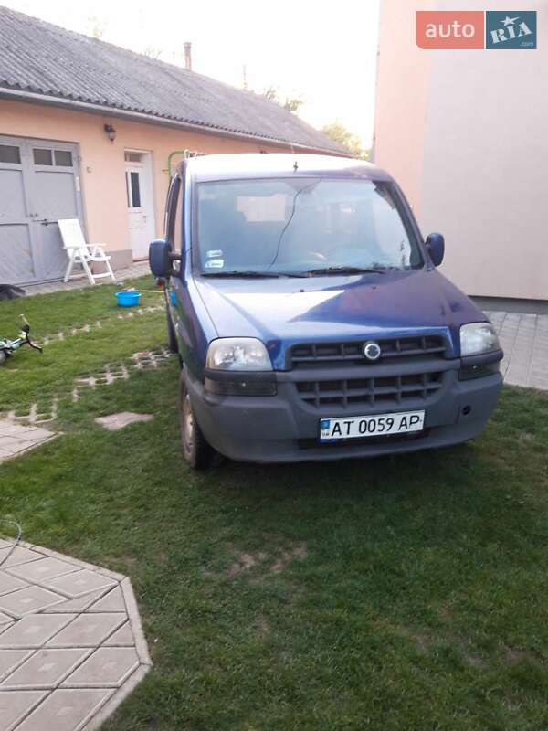 Fiat Doblo 2003 года в Ивано-Франковске