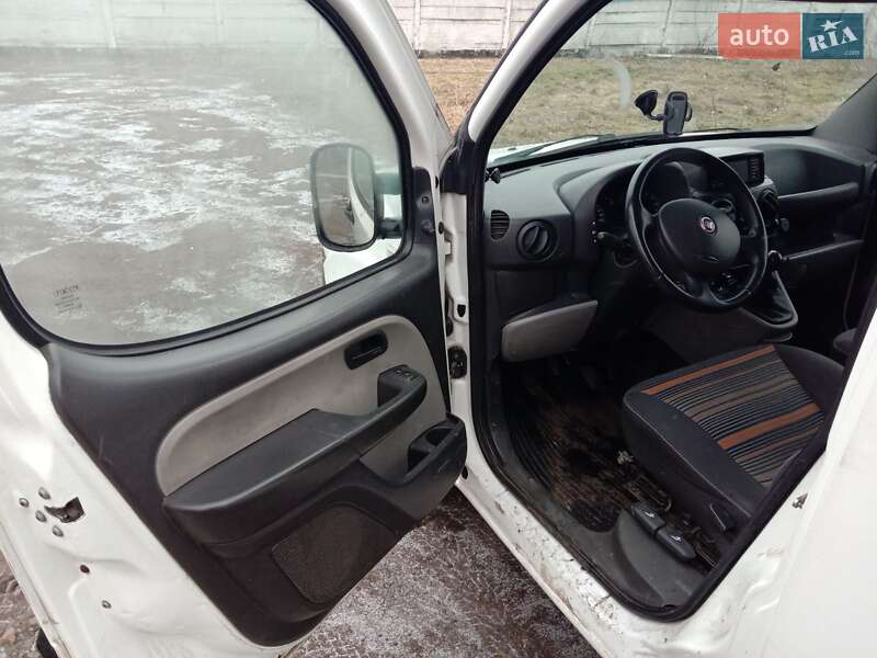 Пікап Fiat Doblo