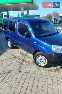 Fiat Doblo  2012