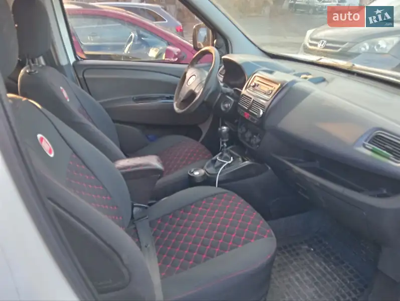 Fiat Doblo 2010