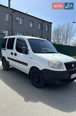 Fiat Doblo  2011