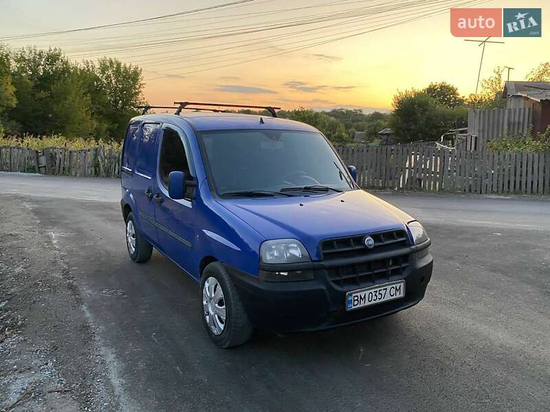 Вантажопасажирський фургон Fiat Doblo