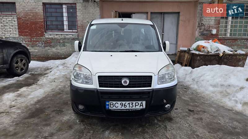 Легковые Fiat Doblo