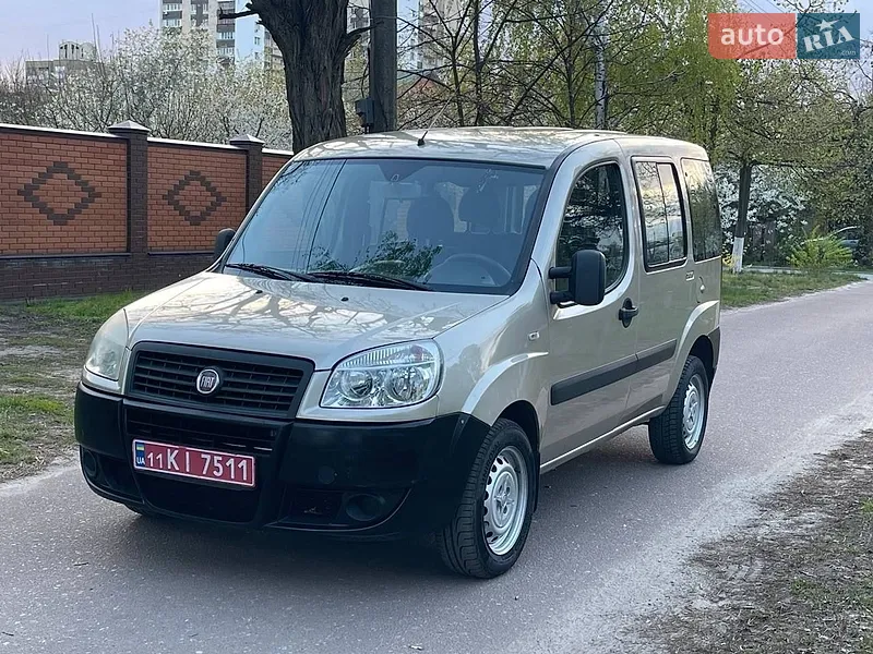 Fiat Doblo 2012