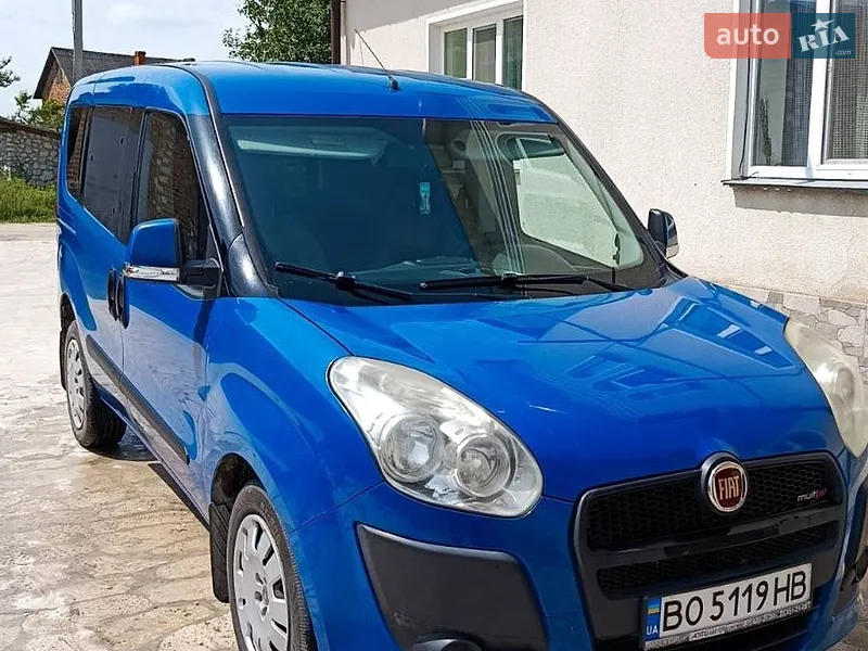 Fiat Doblo 2011