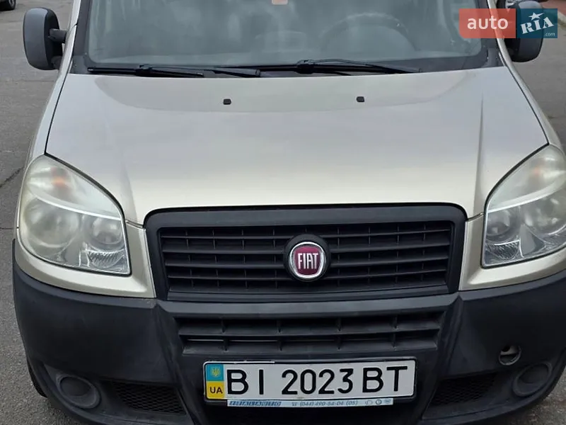 Fiat Doblo 2012