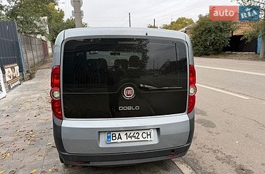 Мінівен Fiat Doblo 2010 в Кропивницькому