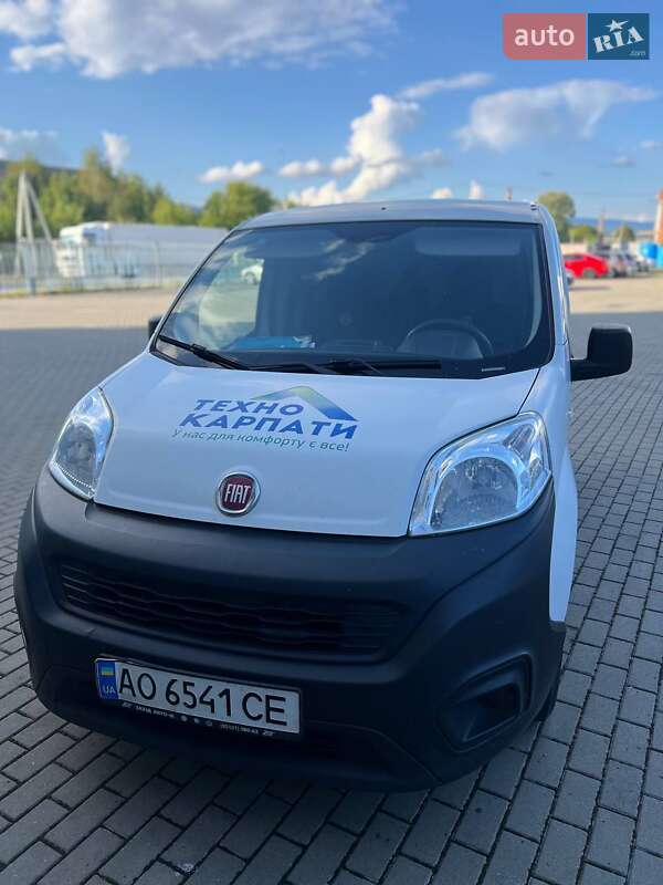 Вантажівки Fiat Fiorino