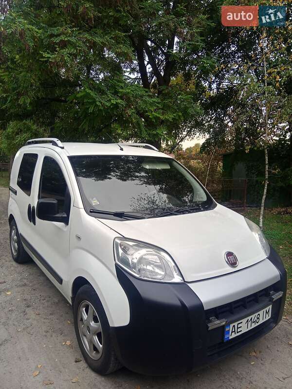 Грузопассажирский фургон Fiat Fiorino